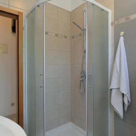 Fuer 2 Personen Ca 35 Qm In Cervar-porat, Istrien Istrische Riviera Porec