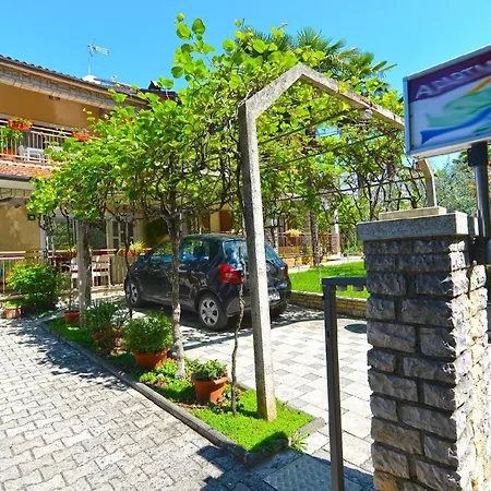 Apartment Fuer 2 Personen Ca 35 Qm In Cervar-porat, Istrien Istrische Riviera *